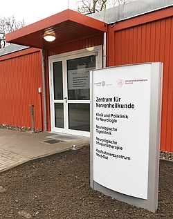 Tagesklinik Front
